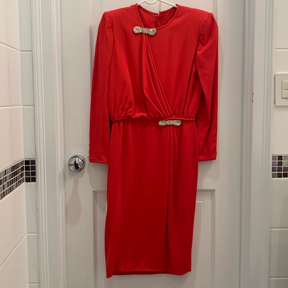vintage valentino knee-length dress (red)
